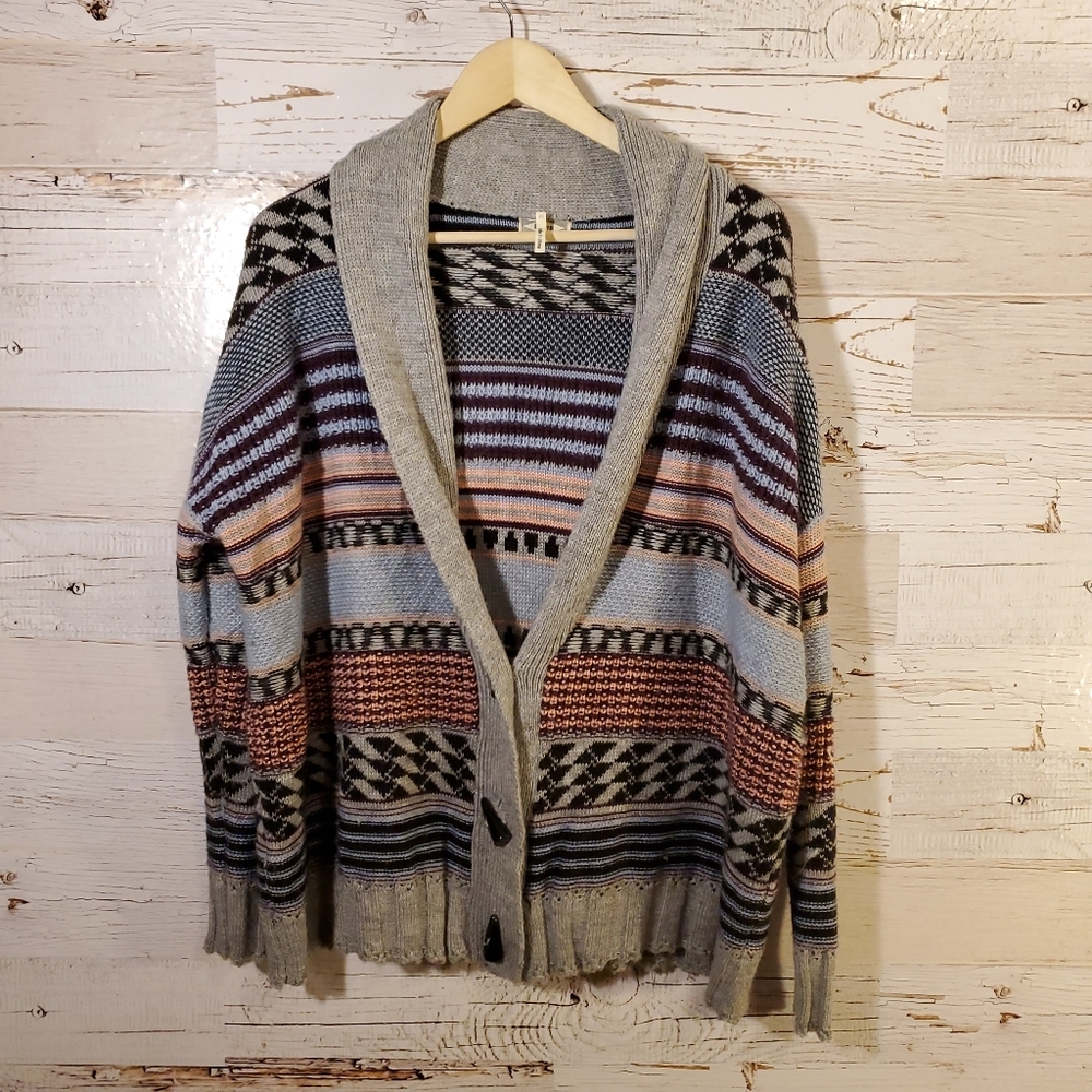 Kirra Warm Wool Sweater Cardigan - Medium